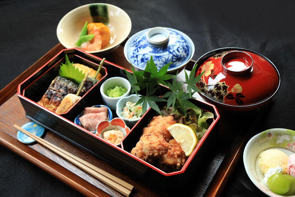 ろじうさぎの彩り おばんざい御膳
