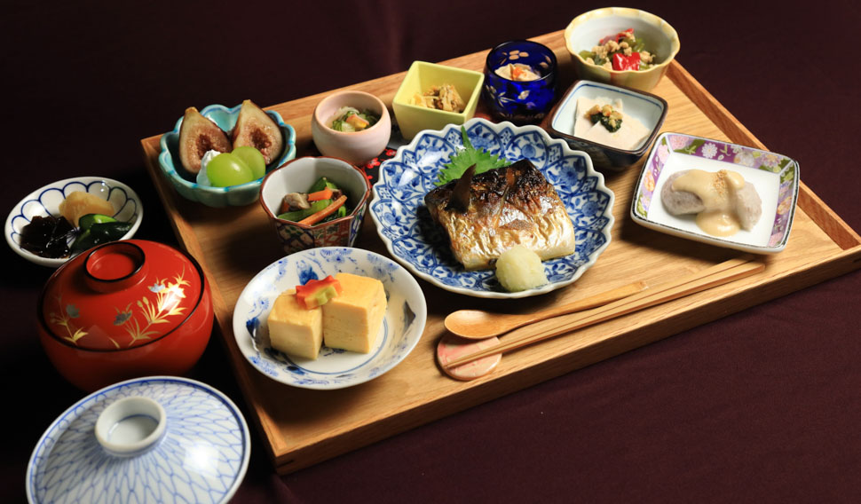 ろじうさぎの彩り おばんざい御膳